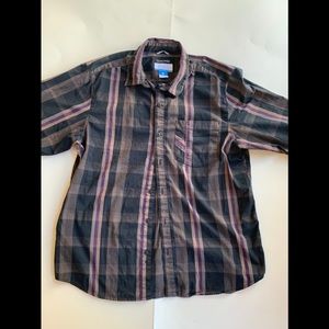 Columbia omni-wick Long Sleeve Button down shirt